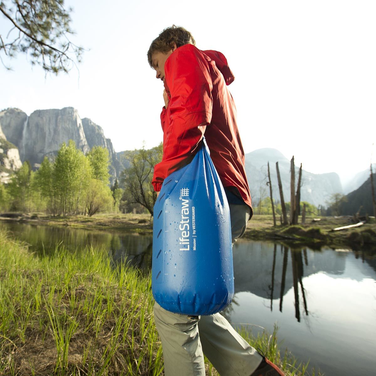 LifeStraw Mission Water Purification System High-Volume Gravity-Fed Purifier... 