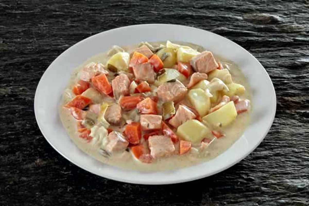 Salmon blanquette and potatoes